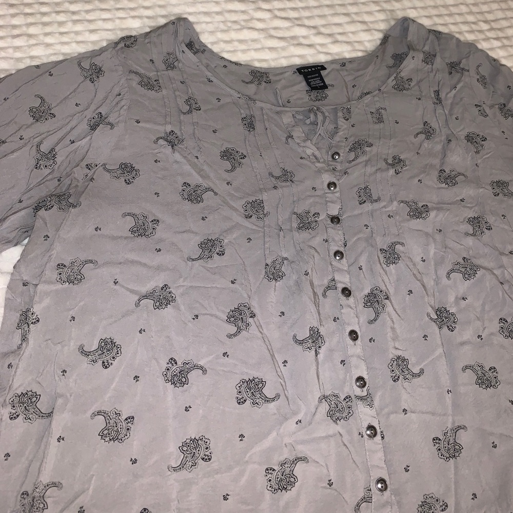 Torrid long sleeve blouse size 3